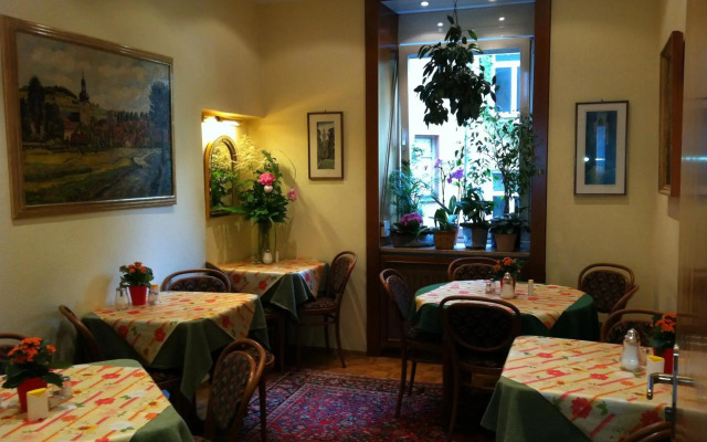 Hotel Hauser