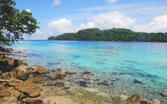 Gapang Beach Resort