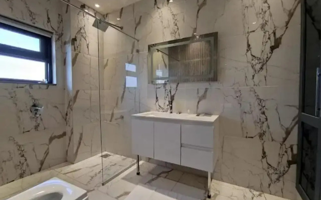 Grand Ittehad Boutique Hotel