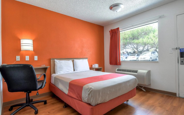 Motel 6 Carlsbad, CA - East