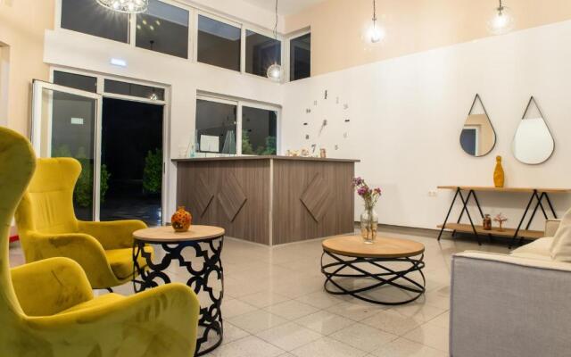 Argiri Apartments & Suites
