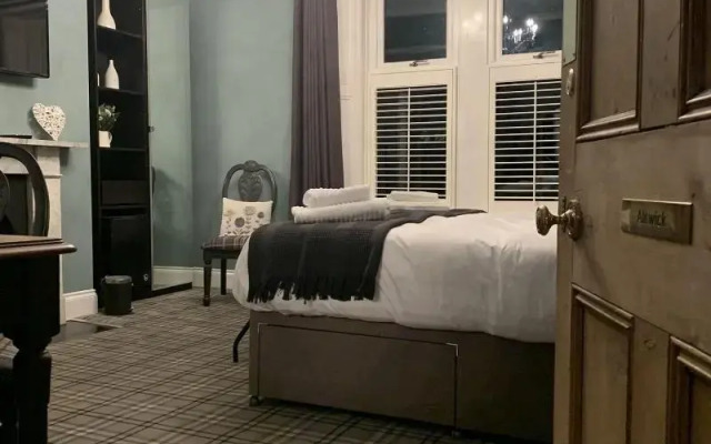 Castle View Bed and Breakfast