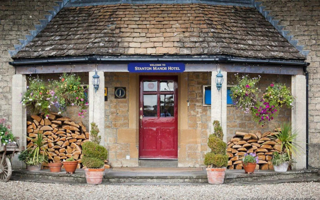 Stanton Manor Hotel
