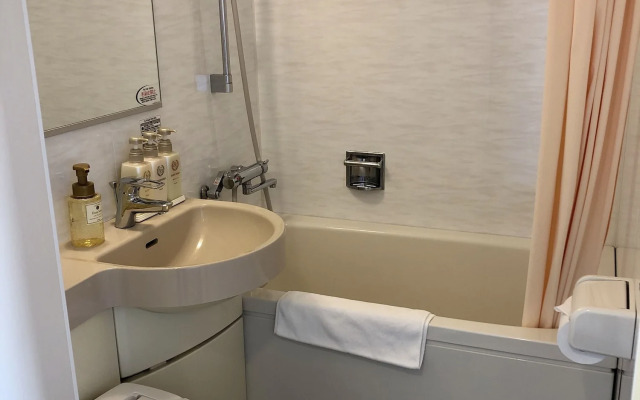 Nesthotel alt. Meguro Station