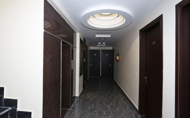 OYO 30916 Agk Residency