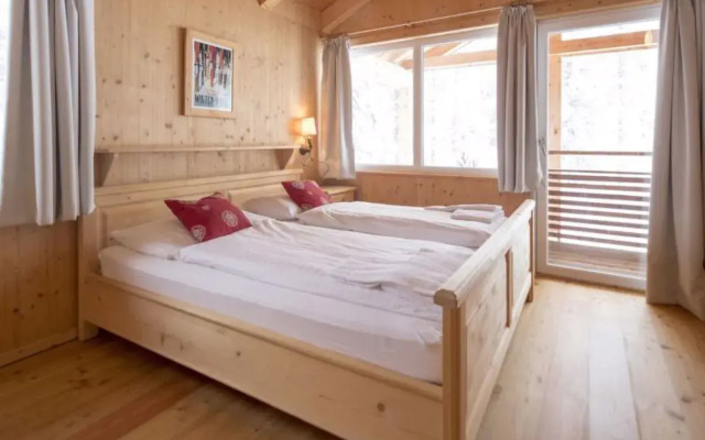 Chalet Zirbenwald I/8P