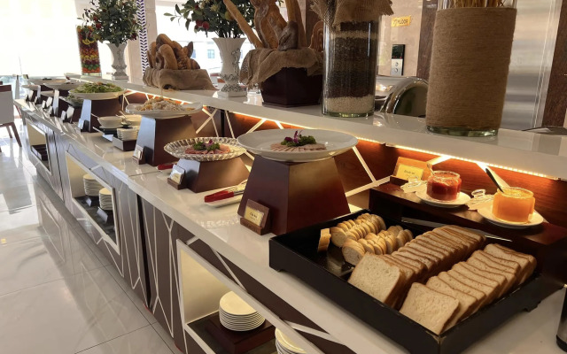 Alani Sea View Hotel