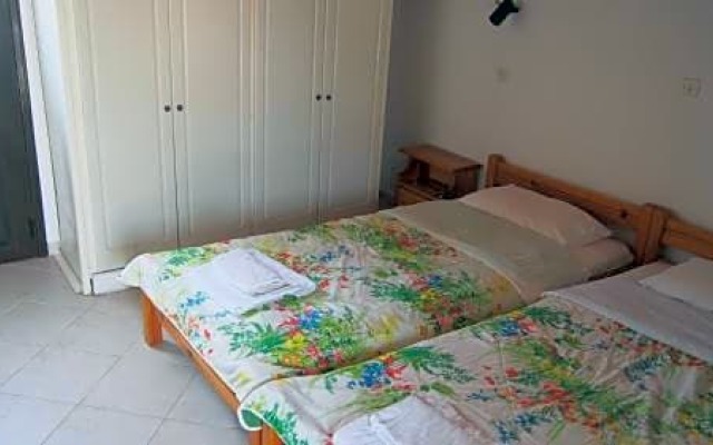 Penelope Hotel