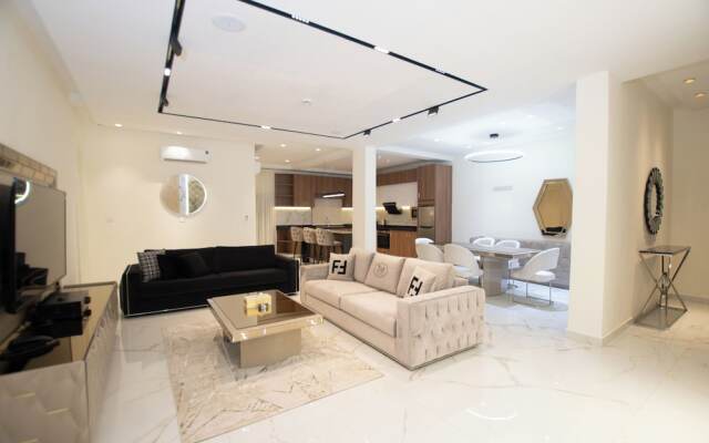 Mini Palace Luxury Suites