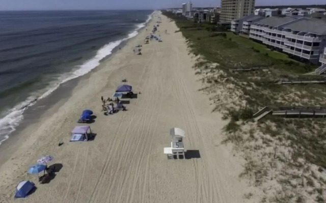 Pura Vida Pure Life - Expansive Views Of The Ocean And Wide Sandy Beach 1 Bedroom Condo by RedAwning