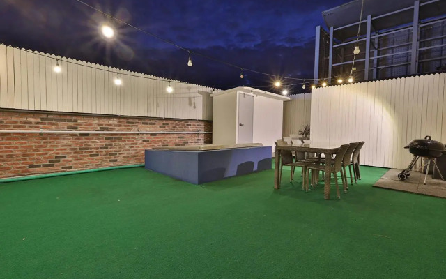 February Hotel Kimhae