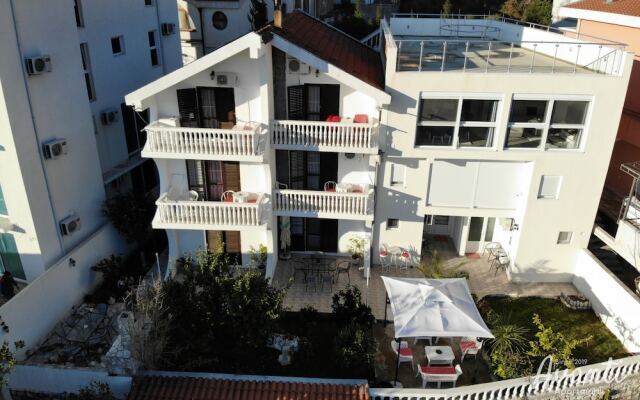 Apartmani Avanti Becici