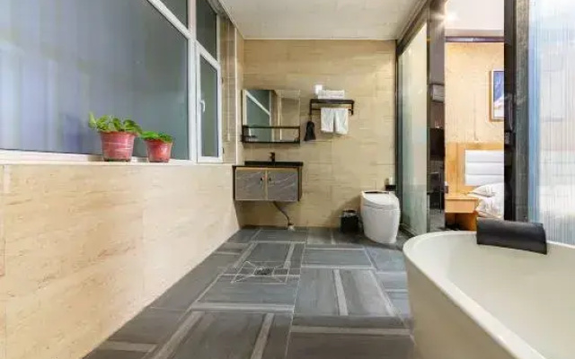 Lanzhou Huayu Business Hotel