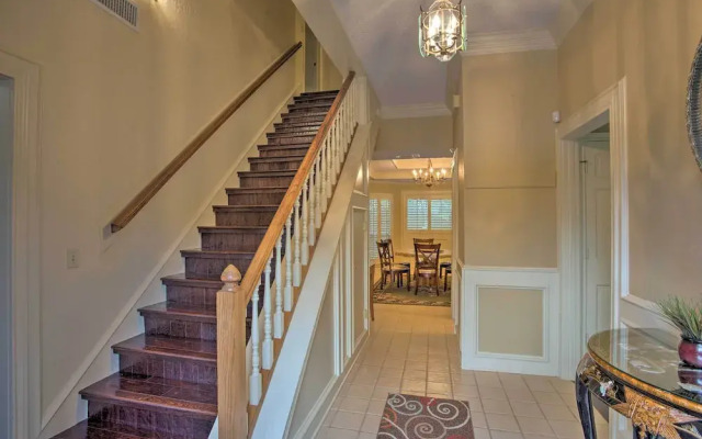 Pool Table, Patio & Grill: Idyllic Mckinney Home