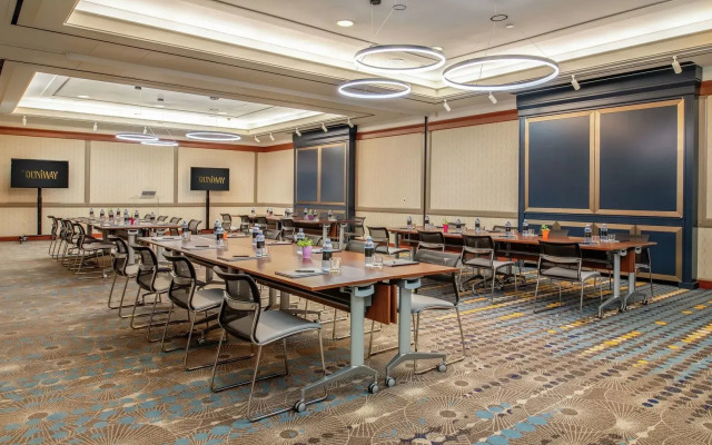 The Duniway Portland A Hilton Hotel