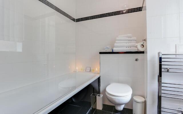 Park Lane Apartments - Shaw House