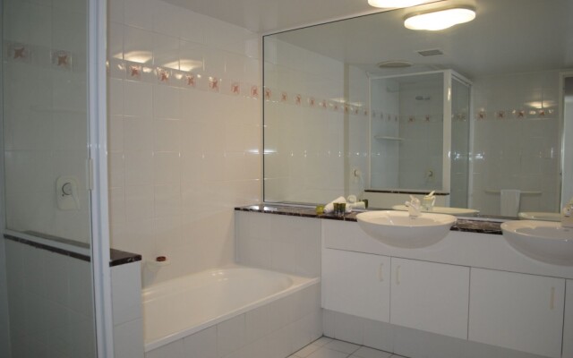 BeachView Apartments at Villa Paradiso