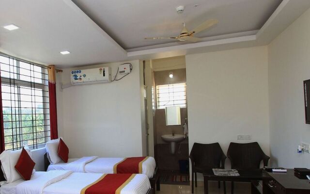 OYO 6787 Sri Sai Residency