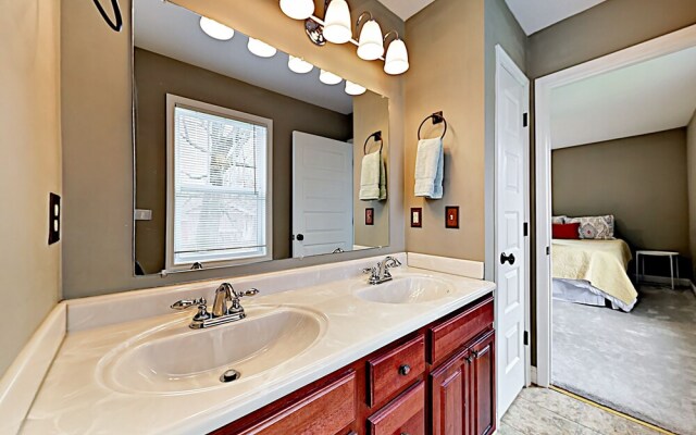 40 Fletcher - 3 Br Home