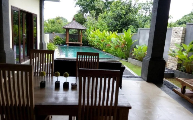 Avisaravilla and Guest House
