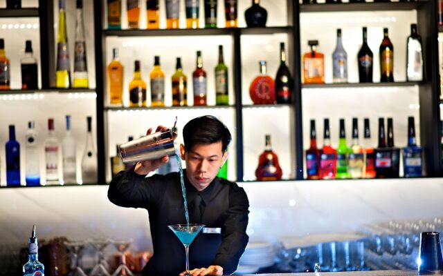 CHECK inn Taipei Main Station