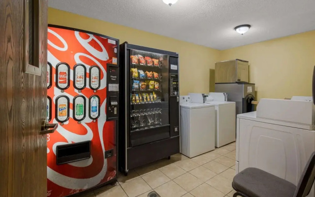 Ashland Inn & Suites