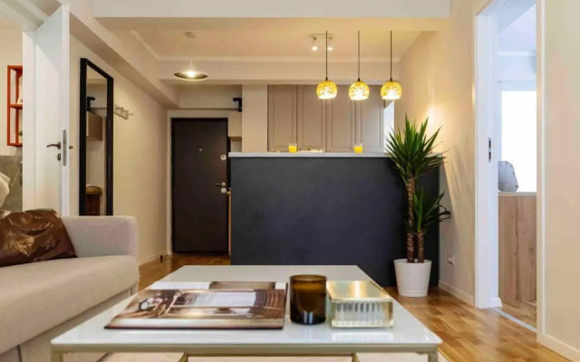 Stunning Views 2BR Intercontinental Flat