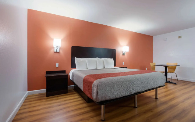 Motel 6 Suwanee, GA - Gwinnett Center