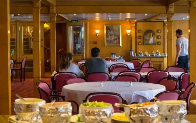 Princess Amira Aswan Hotel