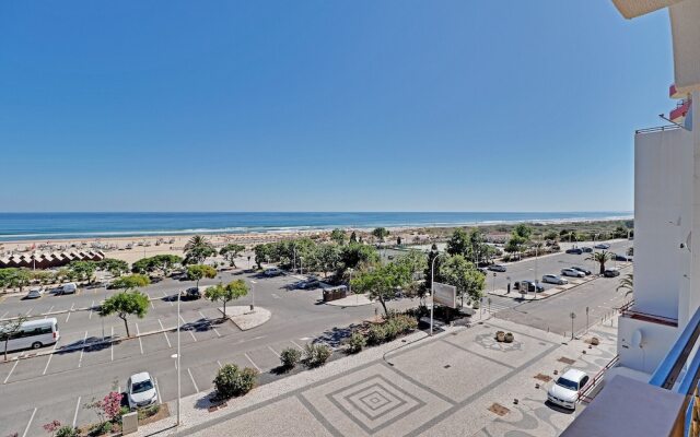 Monte Gordo Beachview I by Homing