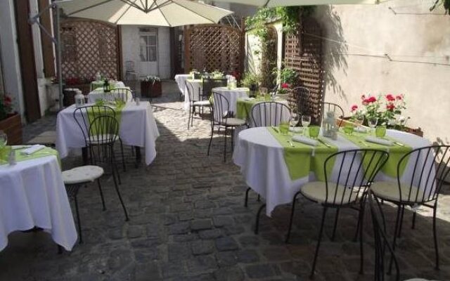 Logis Hôtel Logis des Saveurs