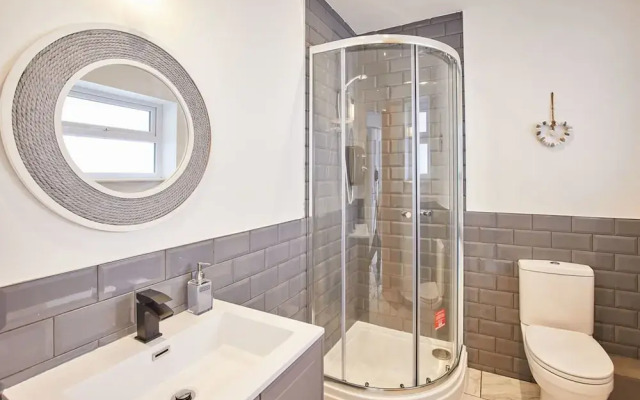 Host Stay Apartment 1 Queens Court