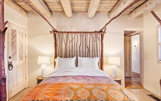 Casa Siempre Mayo - Railyard Gem, Walk to Plaza