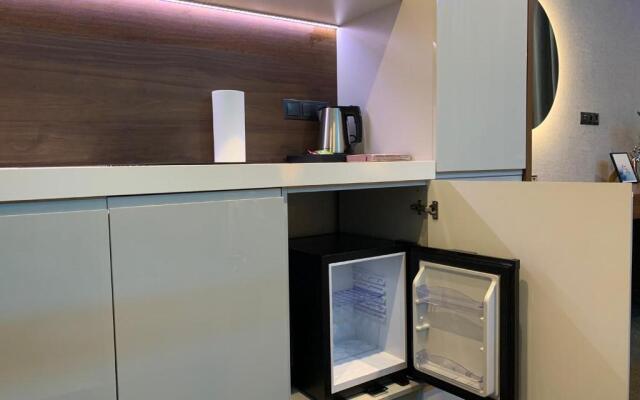 #7A WorkTravel Central MiniApart