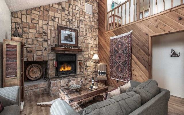 Lehrs Lair - Five Bedroom Cabin