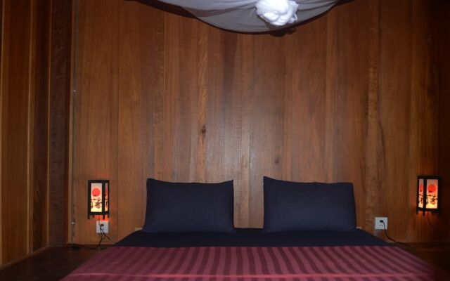 Dracaena Resort