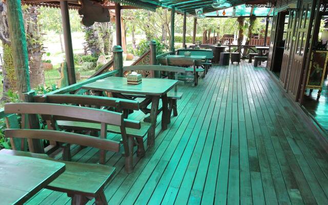 Baan Baitan Resort