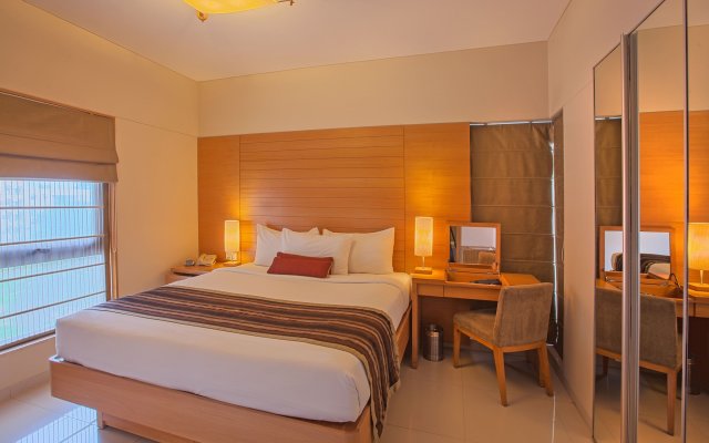 Oakwood Residence Naylor Road Pune