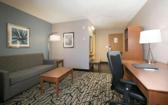 Comfort Suites Blaine
