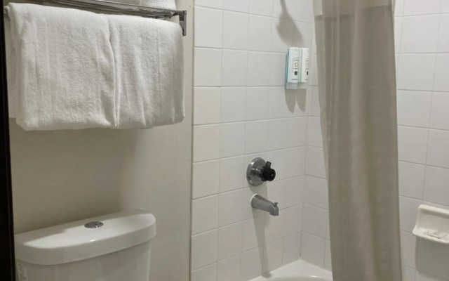 Quality Inn Ontario Airport Convention Center