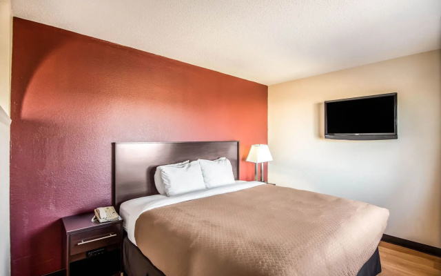 Colby Inn and Suites