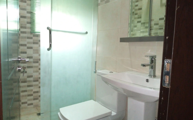 Somerset Suites
