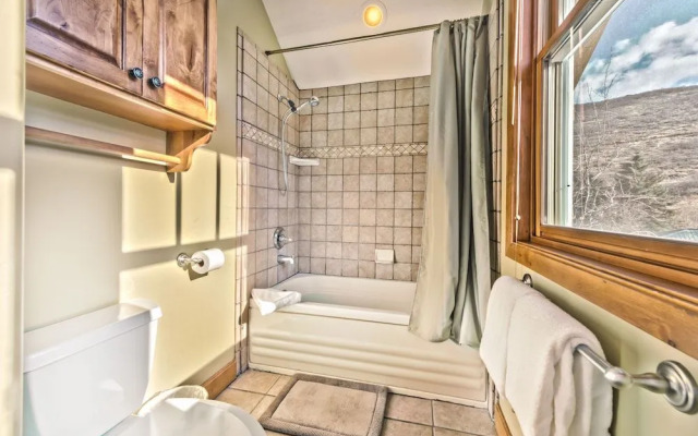 Abode on Nakoma Home