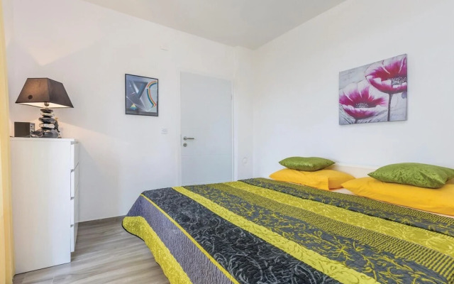 Awesome Home in Cesarica With Wifi and 3 Bedrooms