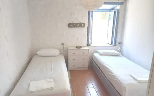 Traditional 2 Bd Chora House Patmos