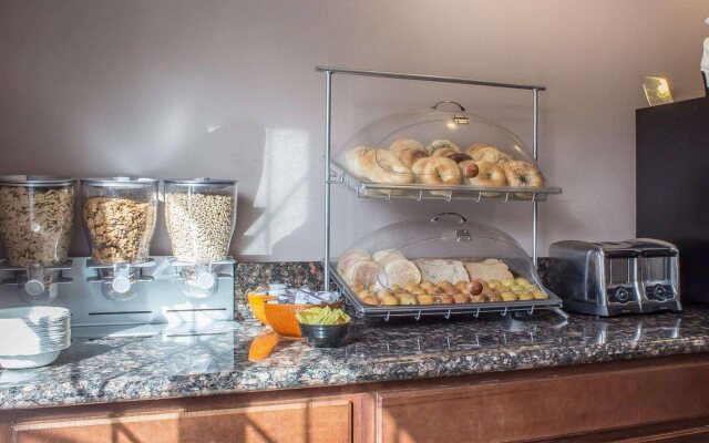Arroyo Pinion Hotel, Ascend Hotel Collection