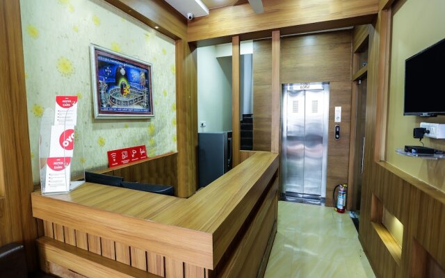 OYO 16163 Hotel Shri Hari