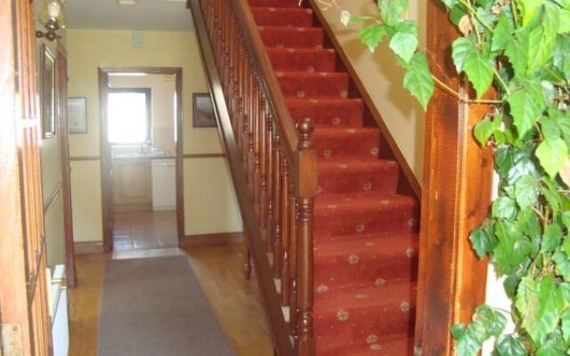 Old Orchard Lodge Bed & Breakfast