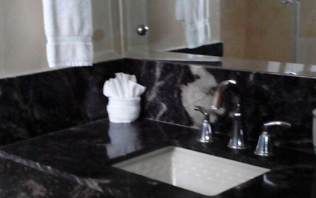 Hotel 1915 Inn & Suites