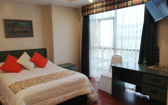 Hotel Bombuscaro